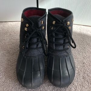 Tommy Hilfiger duck boots